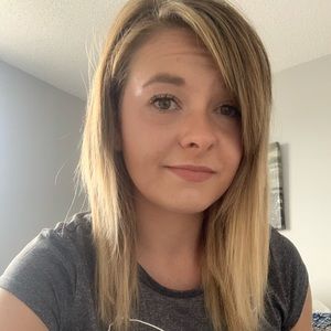 Meet your Posher, Justine